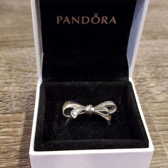Pandora ring